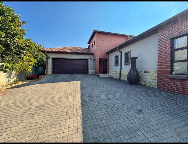 3 BEDROOM HOUSE FOR SALE IN MIDLANDS ESTATE